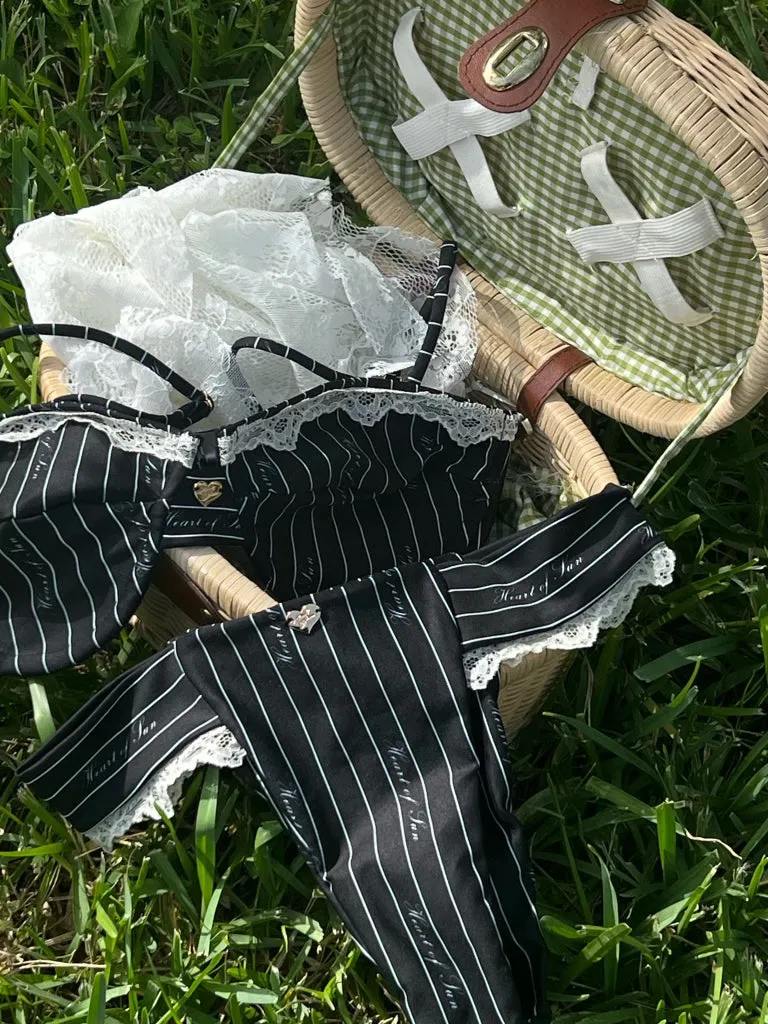 Belle Chérie Top | Pinstripe