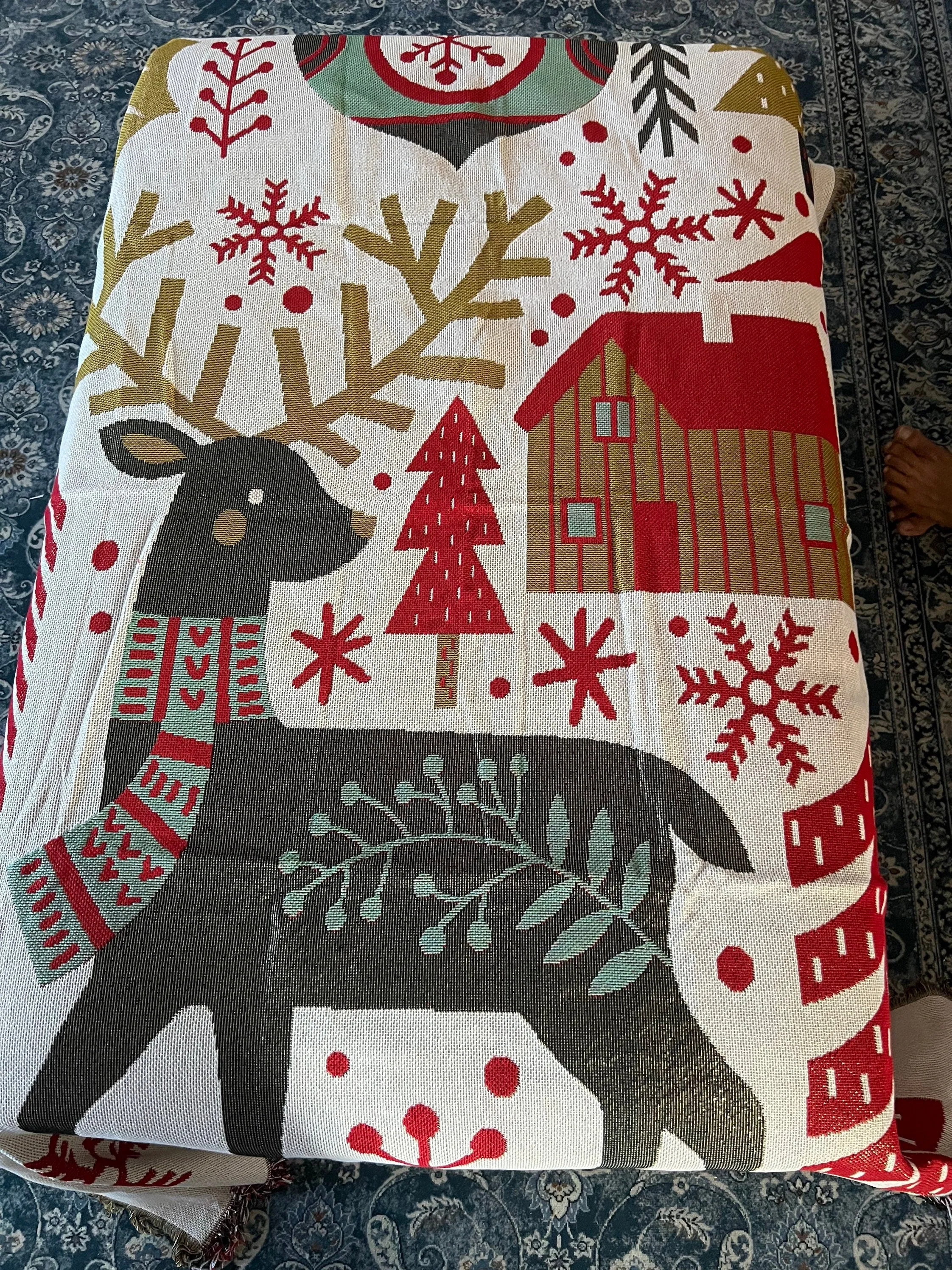 Christmas Woven Throw Blanket, Christmas Wall Decor, Festive Wall Tapestry, Cotton Tapestry Christmas Gift For Mom