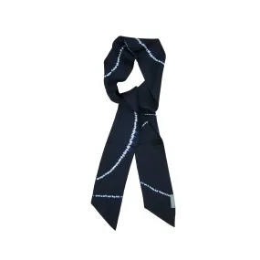 Suzusan Silk Twill Narrow Scarf Mokume Shibori In Black / White