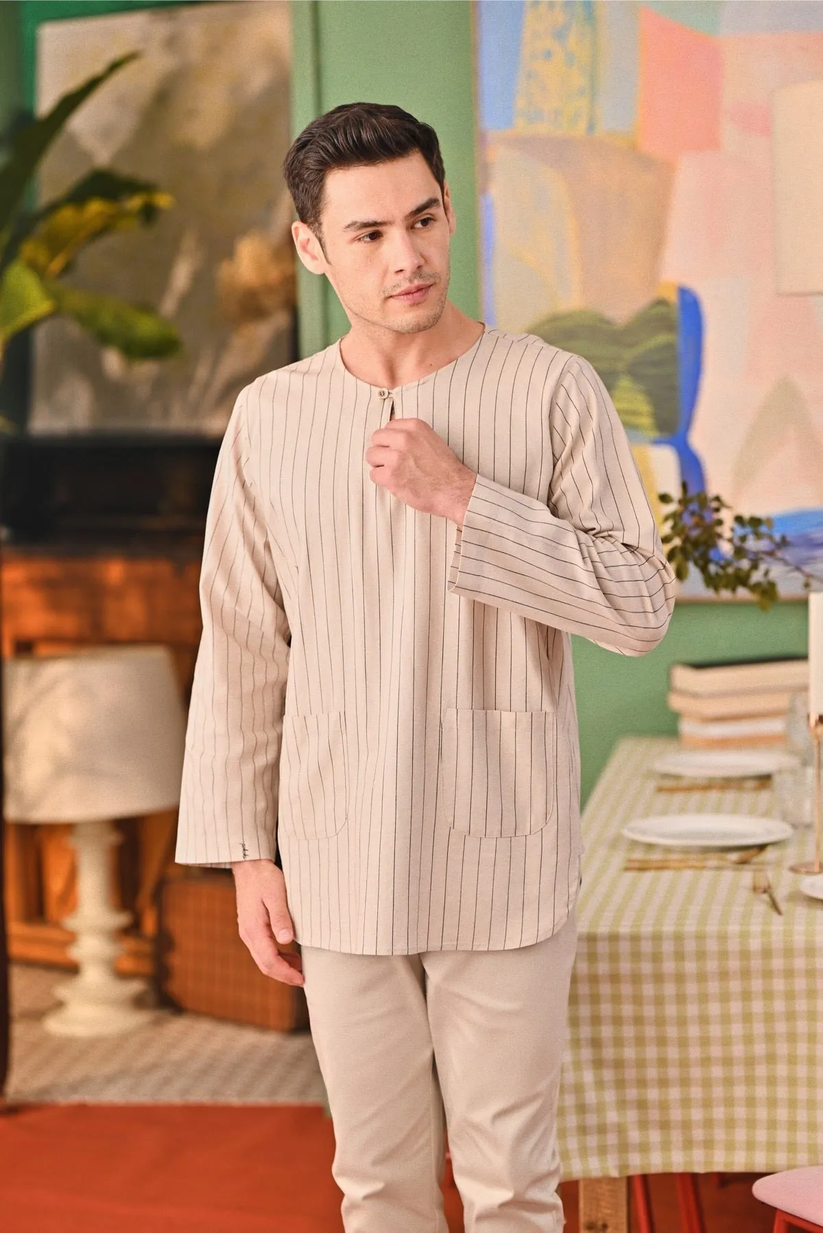 The Capai Men Kurta - Champagne Pinstripe