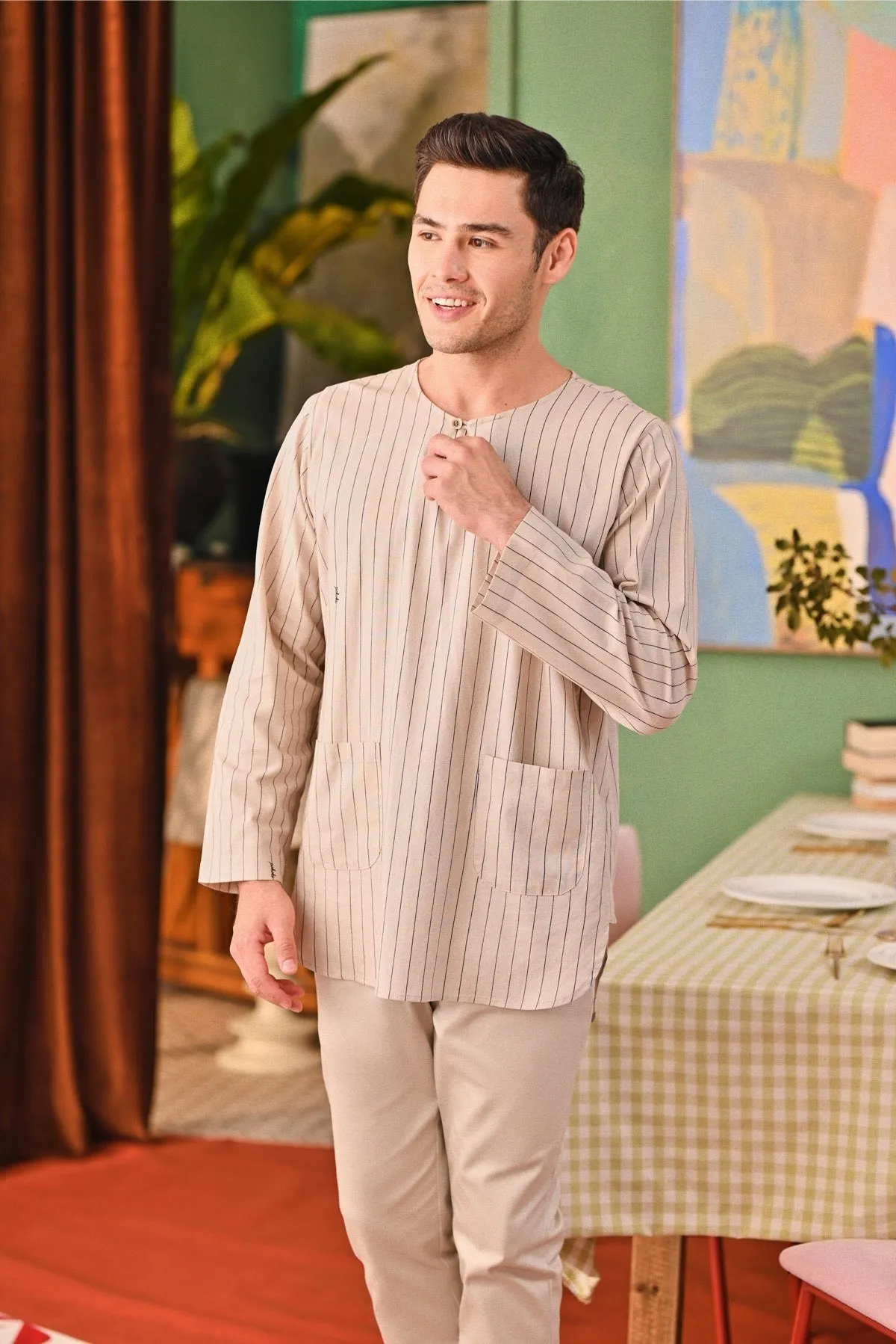 The Capai Men Kurta - Champagne Pinstripe