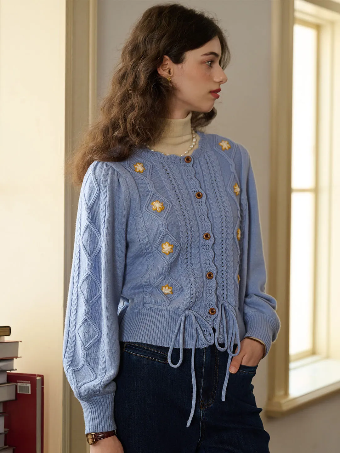 Willow Floral Embroidery Lantern Sleeve Knot Hem Knit Cardigan-Light Blue